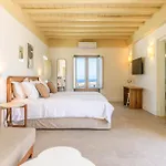 Camarades Mykonos