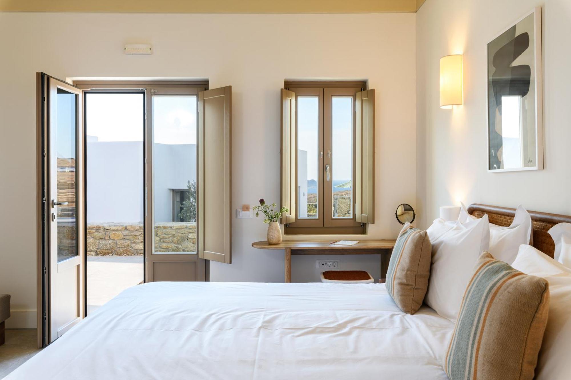 Camarades Mykonos Ano Mera